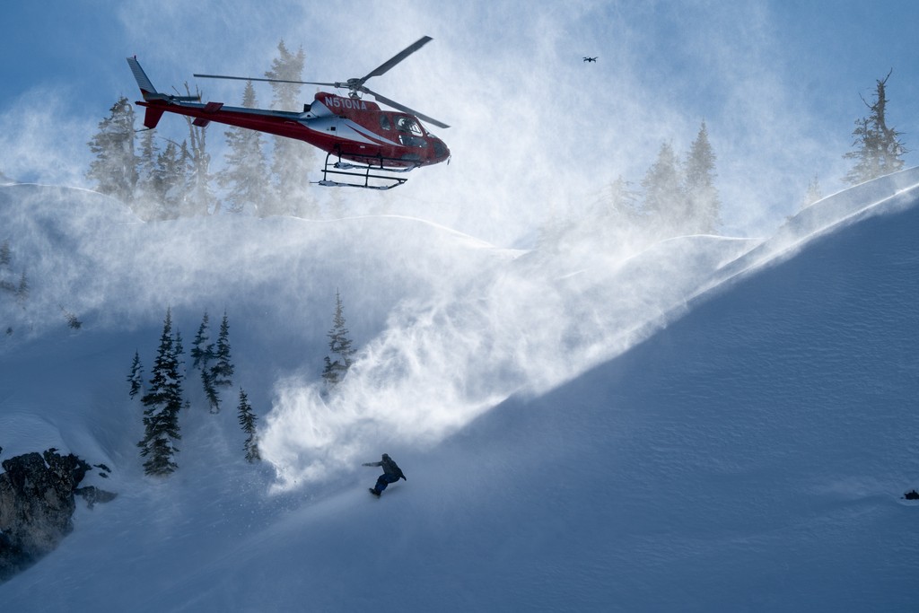 Heli-Skiing